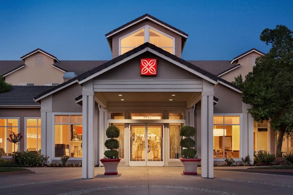 Hilton Garden Inn Roseville Eksteriør bilde